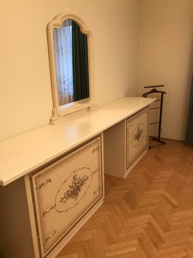Gabor Pal 1 Apartman 2 Szoba Dunafoldvar エクステリア 写真