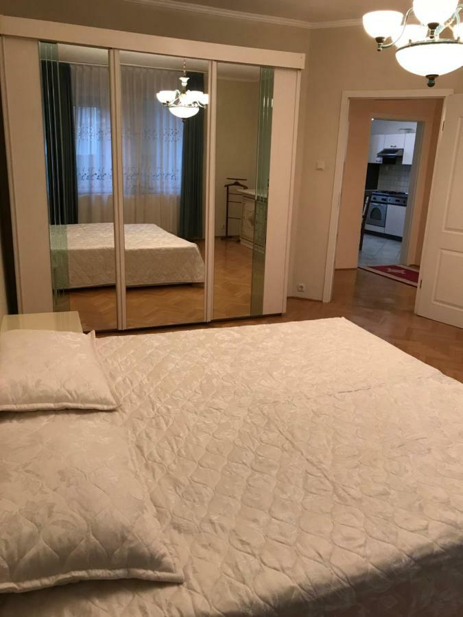 Gabor Pal 1 Apartman 2 Szoba Dunafoldvar エクステリア 写真