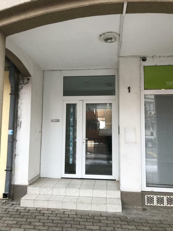 DunafoldvarGabor Pal 1 Apartman 2 Szobaアパートメント エクステリア 写真